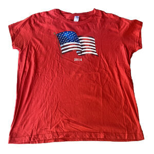 American Flag Tee Sz 2X Red Patriotic Stars Comfortable Shirt Summer July Womens